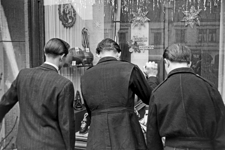 Some prisoners are looking what the shop window got to offer, correctional facility Herford Germany 1950