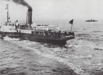 SS Queen of the North, Blackpool (b/w photo)