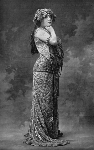 Sarah Bernhardt as Zoraya