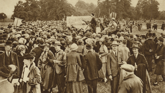 Hyde Park, London's great auditorium for free speech: an anti-war meeting (b/w photo)