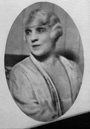 ZUCKERHANDL Berta Viennese hostess