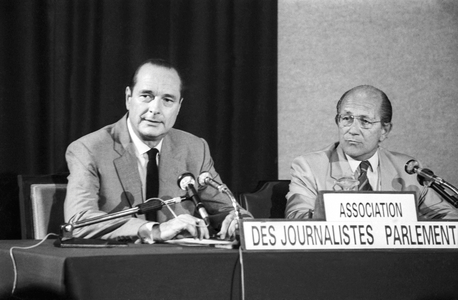 Jacques Chirac during a press conference at the association of parliamentary correspondents in Paris, July 21, 1986 (b/w photo)