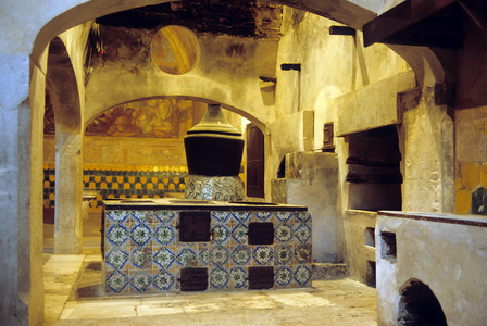 Renaissance - Architecture : Kitchen - Chartreuse of St. Lawrence, Padula, Italy,