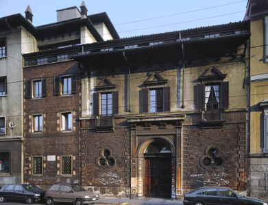 Casa Atellani, Corso Magenta, Milan, Italy (photo)