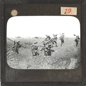 A working party, 1916 circa (lantern slide)