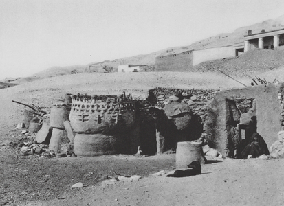 Egypt: Thebes-West, Open-air sleeping-place for summer use in front of a house (b/w photo)