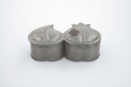 Sweet Meat Box (pewter)