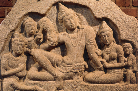 Sri Lanka: Frieze of royal family, Isurumuniya temple museum, Anuradhapura