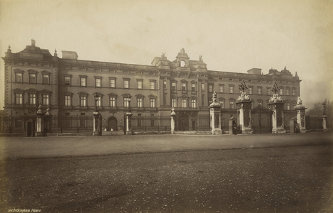 Buckingham Palace, London (b/w photo)