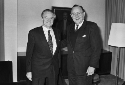 Visit of French Foreign Minister, 1991 (photo)