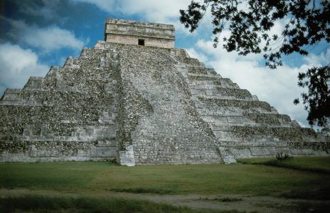 Kukulcan Pyramid at Chichen Itza