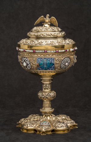 Treasure of Notre Dame de Paris (photo)