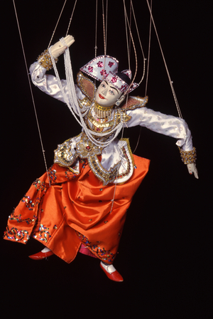 Burmese string puppet (photo)