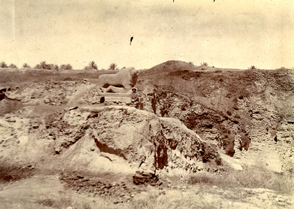 The Lion of Babylon, ancient Babylon, 1916 circa (b/w photo)