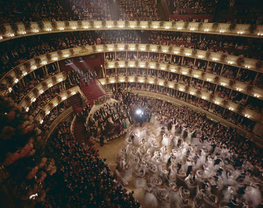 Opening waltz of the Vienna Opera Ball, Austria (photo)