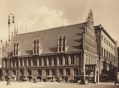 Old Town Hall, Hanover (b/w photo)