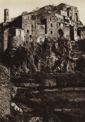 Italy: Olevano Romano (b/w photo)