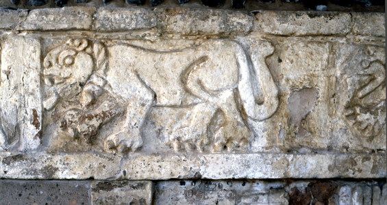 Chained-up Jaguar, decoration from Temple B at Tula, Hidalgo, Mexico, Post-Classic period (980-1160 AD) (photo)