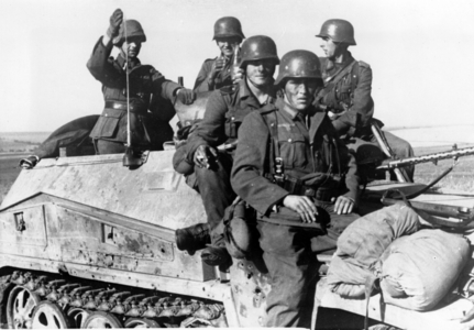 II. WK, Eastern Front, SS Panzergrenadiere, 1944 (photo)
