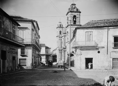 Calle Empedrado, - bit of Old Havana, Cuba (b/w photo)