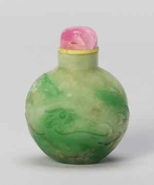Snuff Bottle with a Hawk and a Bear beneath a Pine Tree, 1820-1900 (emerald & apple green jadeite with carved decoration)