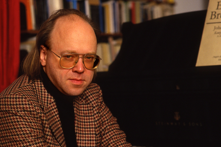 Valery Afanassiev - Russian pianist did Moscow in 1947, went to Paris in 1988