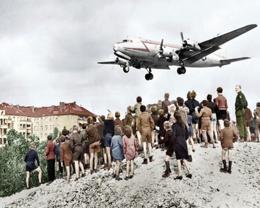 Berlin Blockade, 1948 (photo)