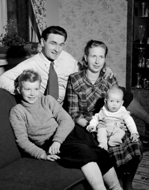 Lillehammer 19530131. Simon Slåttvik (35 years) The ski cantom from Fauske in Nordland, …, 1953 (photo)