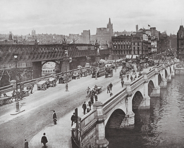 Scotland: Jamaica Bridge, Glasgow (b/w photo)