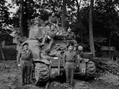 The Yokel, Sherman tank and crew, 3rd/4th County of London Yeomanry (Sharpshooters), 1944 (b/w photo)