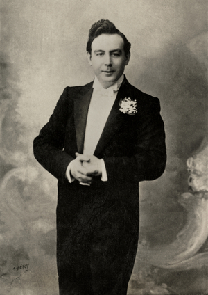 Portrait of the French artist Felix Mayol ( 1872 , 1941 ) (photograph)