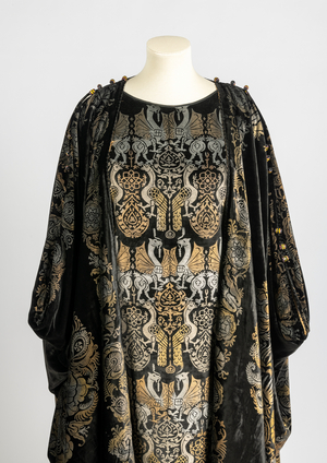 Silk velvet evening coat, 1920-29 (textile)