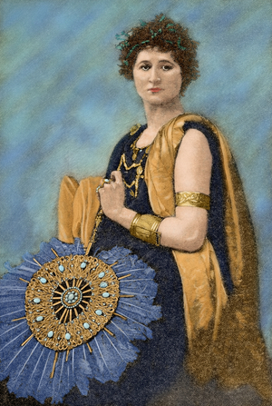 Mary Anderson (1859-1940) in the role of Hermione, wife of Pyrrhus (engraving)