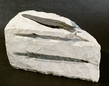 Stone mould for casting weapons (stone)