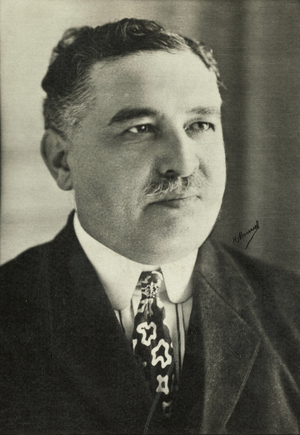 Portrait of Leon Daudet (photo)