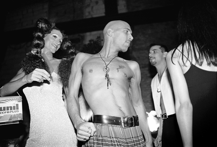 Techno Party im E-Werk, (anlaesslich der Ausstellung von Gianni Versace im Kunstgewerbemuseum), DEU, Berlin-Mitte, 15.09.1994, (photo)