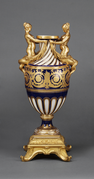 Vase 'sirènes', c.1776 (soft-paste porcelain, gilded)