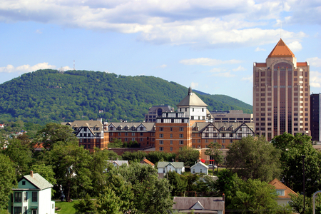 Virginia, Roanoke, City Skyline