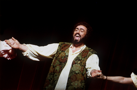 Luciano Pavarotti - portrait