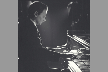 Byron Janis 1965  (photo)