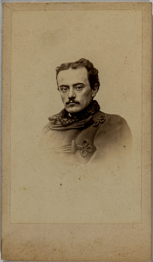Portrait of man dressed elegantly, Milan, Italy, 1900-15 (photo)
