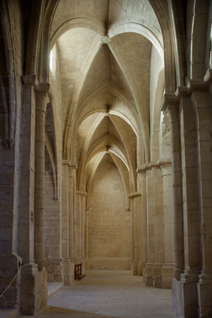 Monastery (Monestir de Poblet). The church. Interior. North aisle.