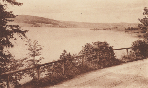 Malbuisson; Le Lac Saint-Point vu de Port-Titi (b/w photo)