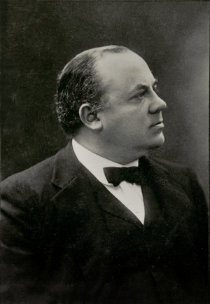 Portrait of the French artist Jean Coquelin ( 1855 , 1944 ) (photograph)