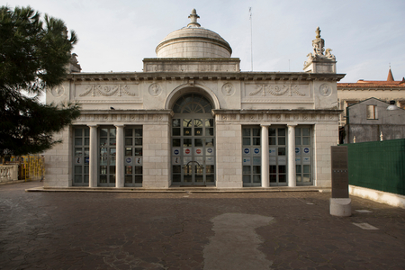 Cafe Hause, designed by Lorenzo Santi, Venice, Italy (photo)