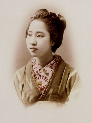 Woman, 1878-1885 (photo)