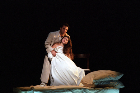 Tenor Roberto Sacca and Victoria Loukianetz rehearsing for the opera La Traviata..., 1999 (photo)