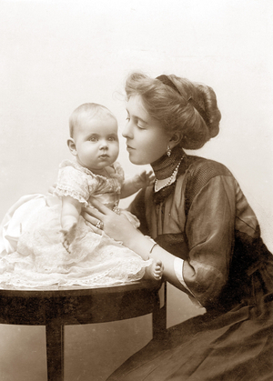 Crown Princess Margaret of Sweden with her daughter (photo)
