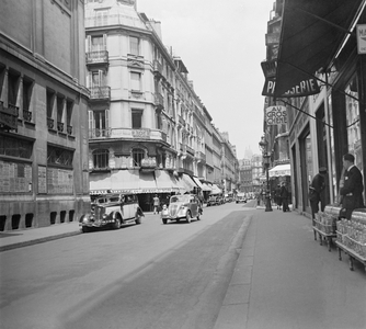 Rue Drouot in Paris circa 1930 - 1940 (photograph)