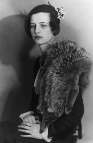 Johanna Hesse, 1935 (b/w photo)
